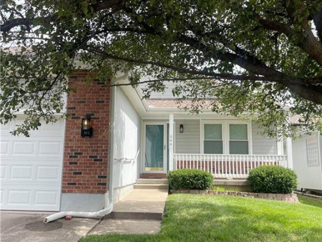 Homes for Sale in Liberty, MO 64068 | 864  Reese Street