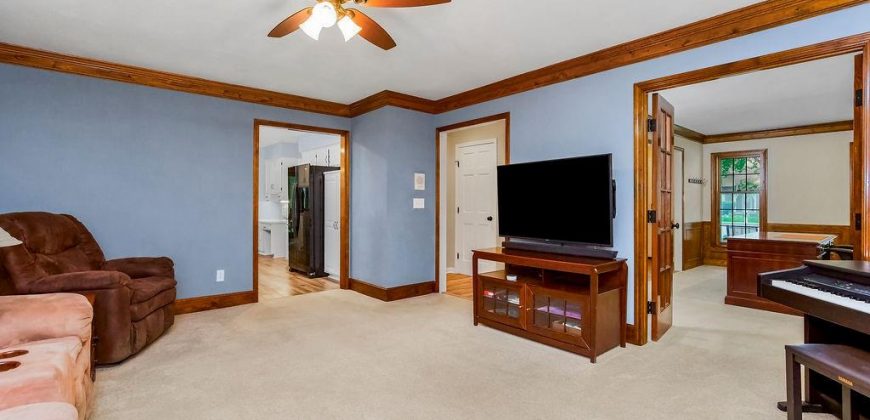 Homes for Sale in Kansas City, MO 64155 | 9711 N Flora Avenue