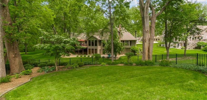 Homes for Sale in Kansas City, MO 64155 | 9711 N Flora Avenue