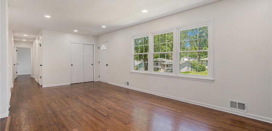 Homes for Sale in Kansas City, MO 64119 | 3115  NE 67th Street