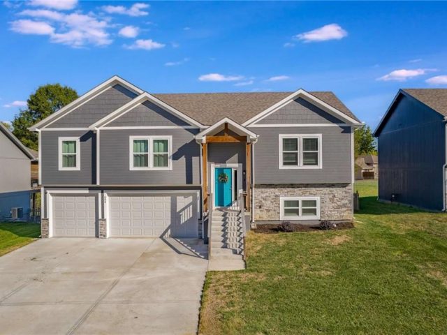 Homes for Sale in Liberty, MO 64068 | 428  Lilly Lane