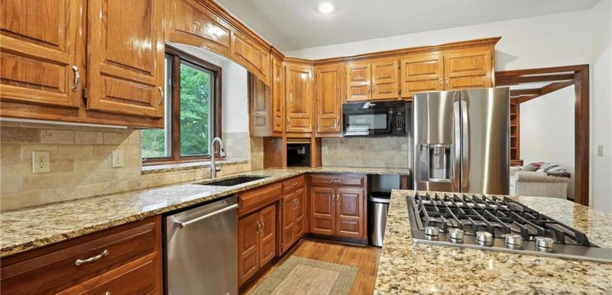 Homes for Sale in Kansas City, MO 64151 | 5500 NW 62nd Street