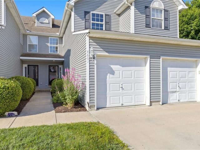 Homes for Sale in Kansas City, MO 64157 | 8603 NE 98th Court