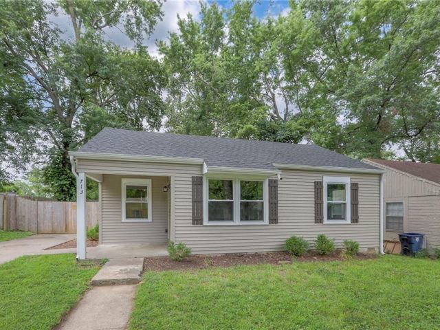 Homes for Sale in Kansas City, MO 64116 | 713 NE 45th Terrace