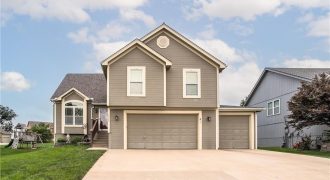 Homes for Sale in Kansas City, MO 64155 | 1112 NW 112th Terrace