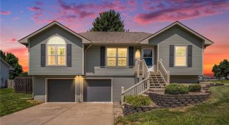 Homes for Sale in Smithville, MO 64089 | 806  Sunflower Street
