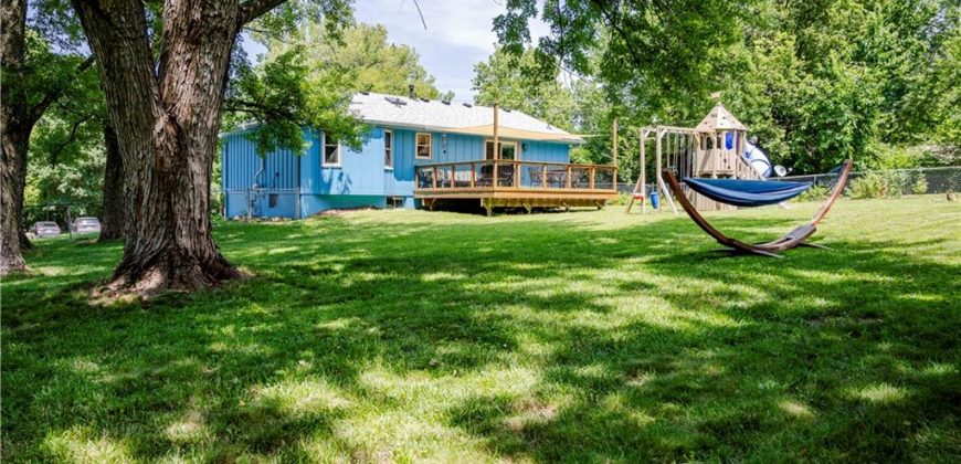 Homes for Sale in Kansas City, MO 64155 | 707 NE Cookingham Drive