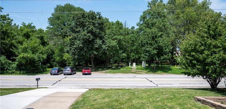 Homes for Sale in Kansas City, MO 64155 | 707 NE Cookingham Drive