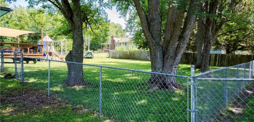 Homes for Sale in Kansas City, MO 64155 | 707 NE Cookingham Drive