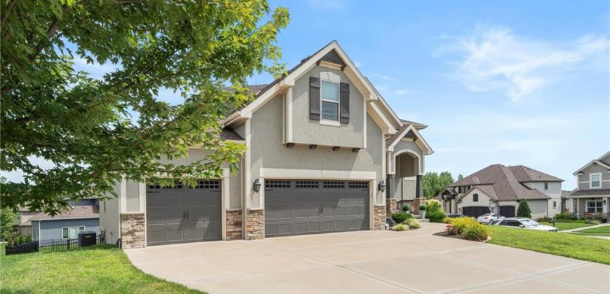 Homes for Sale in Riverside, MO 64150 | 4427 NW Sienna Ridge