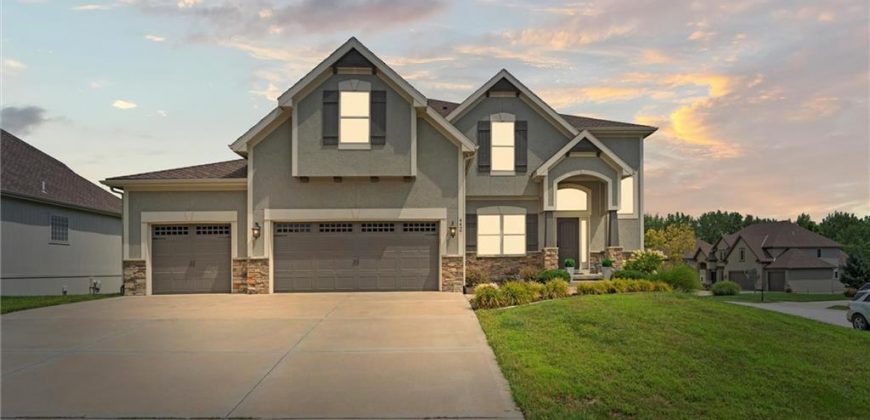 Homes for Sale in Riverside, MO 64150 | 4427 NW Sienna Ridge