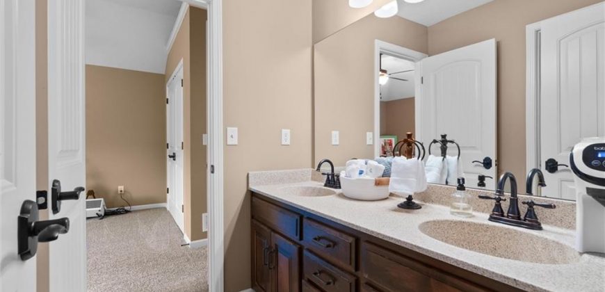 Homes for Sale in Riverside, MO 64150 | 4427 NW Sienna Ridge