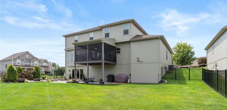 Homes for Sale in Riverside, MO 64150 | 4427 NW Sienna Ridge
