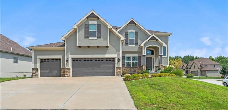 Homes for Sale in Riverside, MO 64150 | 4427 NW Sienna Ridge