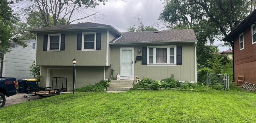 Homes for Sale in Kansas City, MO 64119 | 4851 N Manchester Avenue