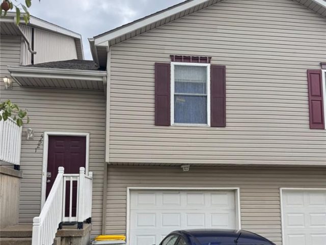 Homes for Sale in Kansas City, MO 64151 | 5621 N LONDON Place