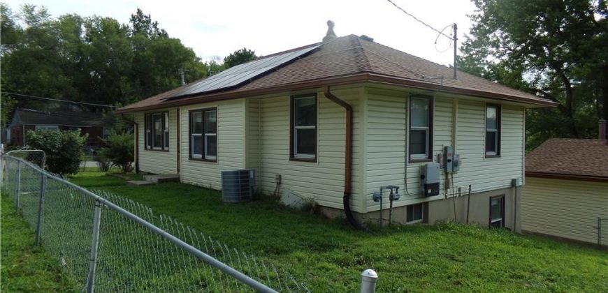 Homes for Sale in Excelsior Springs, MO 64024 | 119  May Street