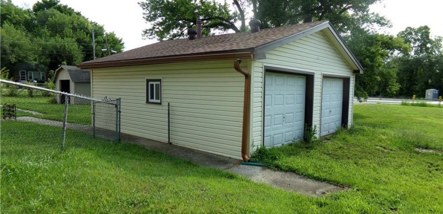 Homes for Sale in Excelsior Springs, MO 64024 | 119  May Street