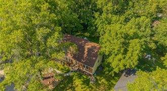 Homes for Sale in Parkville, MO 64152 | 6607  QUAIL RUN Drive