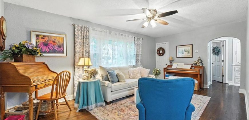 Homes for Sale in Kansas City, MO 64118 | 5103 NE Marvin Road
