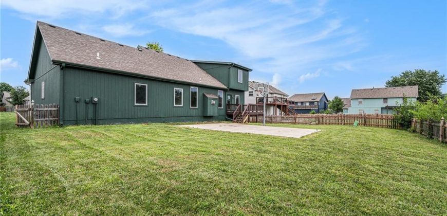 Homes for Sale in Kansas City, MO 64157 | 7907  111th Street