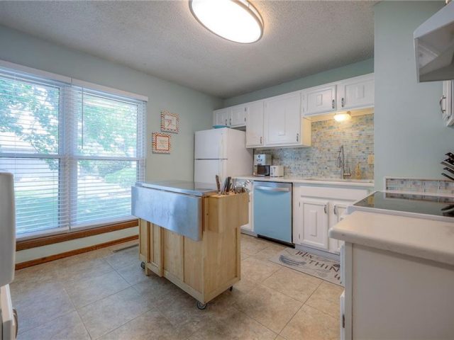 Homes for Sale in Kansas City, MO 64151 | 5729 N Oregon Avenue
