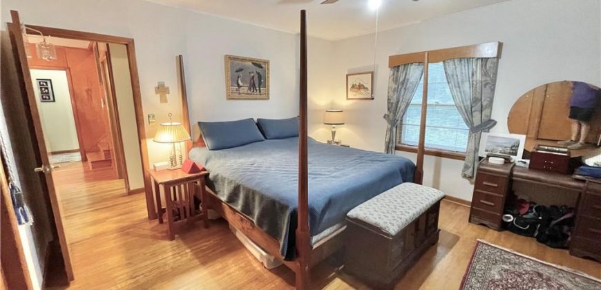 Homes for Sale in Kansas City, MO 64153 | 10307  Barry Road