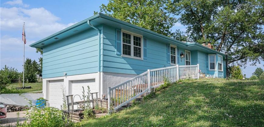 Homes for Sale in Liberty, MO 64068 | 7725  Raines Road