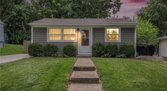 Homes for Sale in Kansas City, MO 64116 | 1321 NE 44th Street