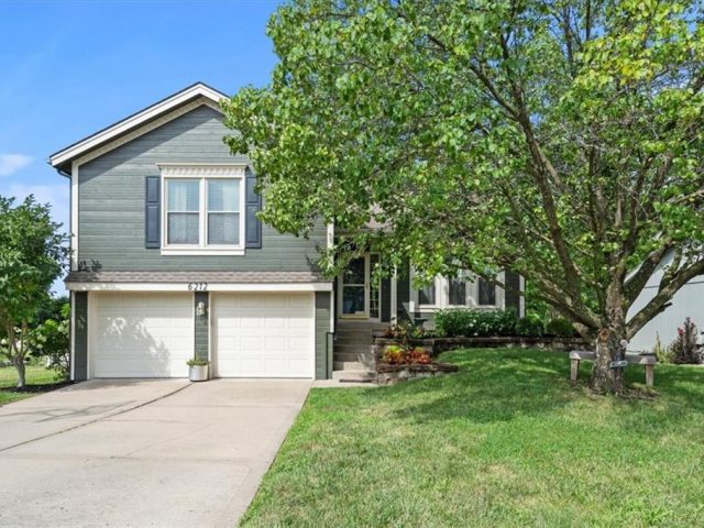Homes for Sale in Kansas City, MO 64151 | 6212 N Coventry Avenue
