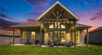 Homes for Sale in Kansas City, MO 64155 | 1309 NW 107th Terrace