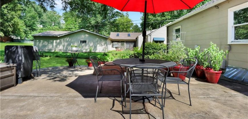 Homes for Sale in Gladstone, MO 64118 | 1206 NE 65th Street