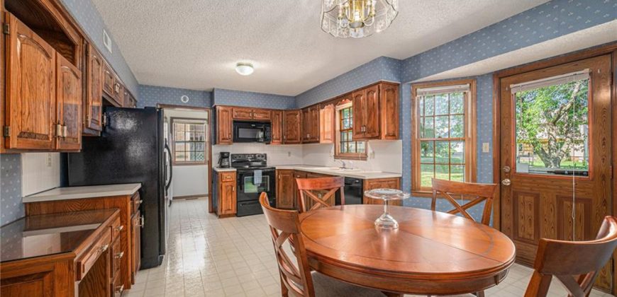 Homes for Sale in Smithville, MO 64089 | 103  Cedar Street