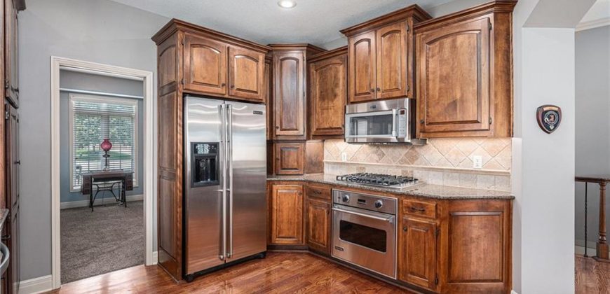 Homes for Sale in Kansas City, MO 64156 | 9013 N Kansas Court
