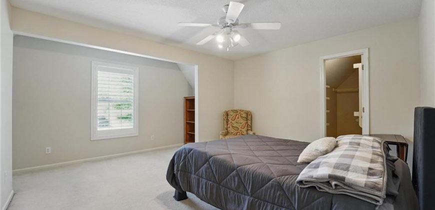 Homes for Sale in Parkville, MO 64152 | 10223  River Hills Court