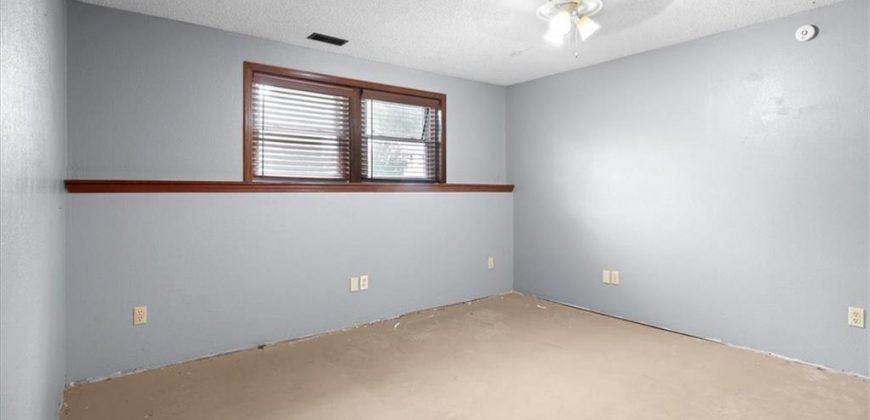 Homes for Sale in Kansas City, MO 64119 | 5011 N Elmwood Avenue