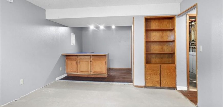Homes for Sale in Kansas City, MO 64119 | 5011 N Elmwood Avenue