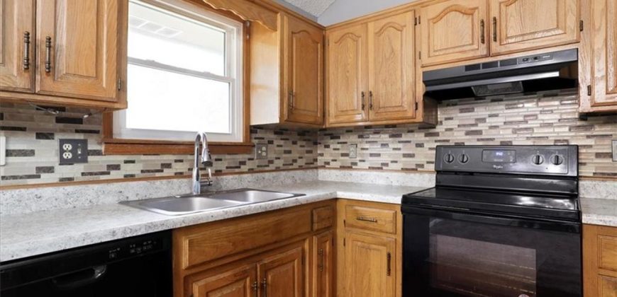 Homes for Sale in Kansas City, MO 64119 | 5011 N Elmwood Avenue