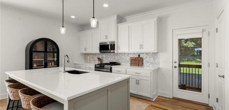 Homes for Sale in Kansas City, MO 64118 | 1804 NW 59th Street