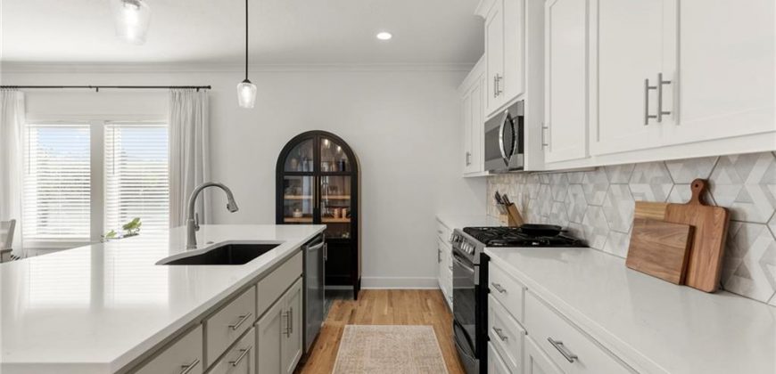 Homes for Sale in Kansas City, MO 64118 | 1804 NW 59th Street
