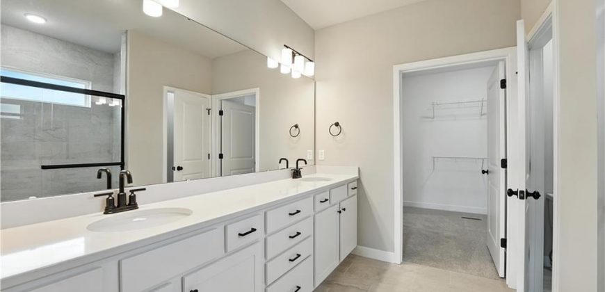 Homes for Sale in Kansas City, MO 64154 | 3013 NW 95th Terrace