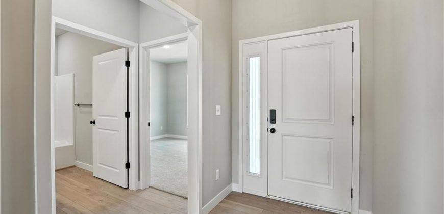 Homes for Sale in Kansas City, MO 64154 | 3013 NW 95th Terrace