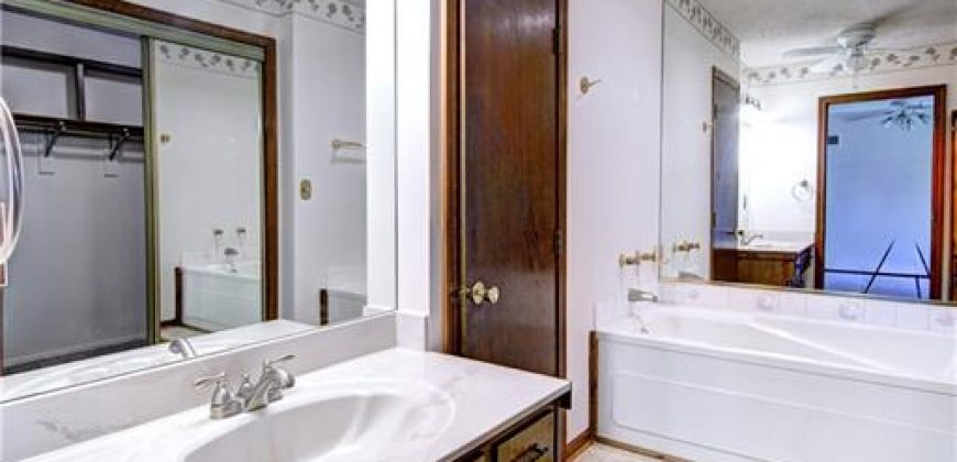 Homes for Sale in Kansas City, MO 64119 | 4008 NE 57th Terrace