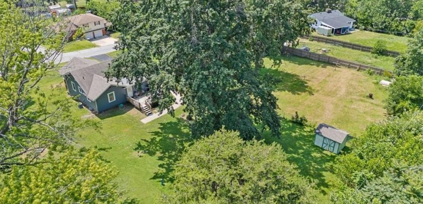 Homes for Sale in Kansas City, MO 64117 | 2718 NE 45th Street