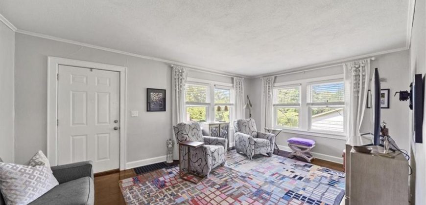 Homes for Sale in Kansas City, MO 64117 | 2718 NE 45th Street
