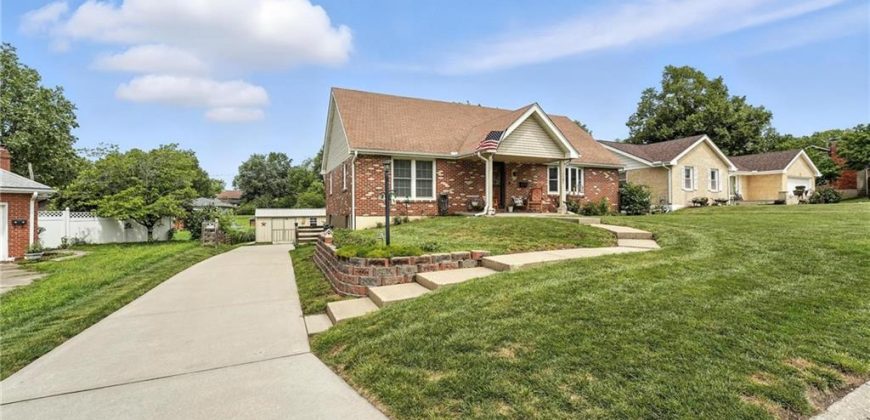 Homes for Sale in Excelsior Springs, MO 64024 | 1104  Frontier Street