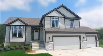 Homes for Sale in Kansas City, MO 64152 | 7515 N Everton Avenue