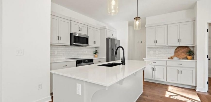 Homes for Sale in Kansas City, MO 64157 | 11024 N Glenwood Avenue