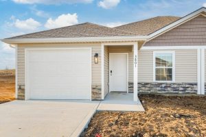 3827-NW-93rd-Street-mls-2561293-image-1