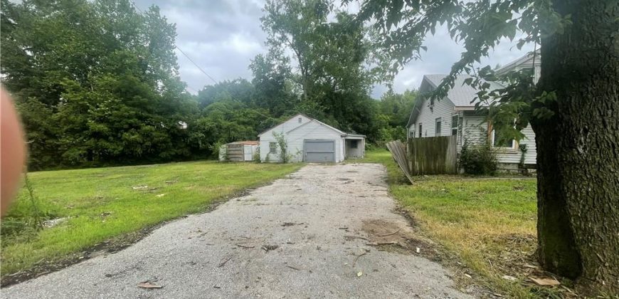 Homes for Sale in Kansas City, MO 64119 | 5851  Barnes Avenue
